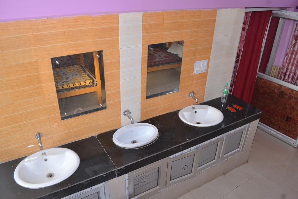 Hotel Sukh Sagar Inn Deoghar Buitenkant foto
